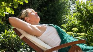 Vitamin D über die UV-Strahlung der Sonne ist unverzichtbar für gesunde Knochen