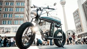 Das Uni MK Classic verbindet klassischen Look mit Elektromobilität
