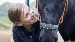 Pferde sind feinfühlige Tiere, die hauptsächlich über Körpersprache kommunizieren