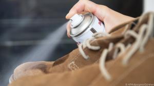 Winterschuhe sollten mit einem Imprägnierspray behandelt werden
