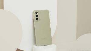 Beim Design setzt Samsung wieder auf etwas weniger glänzendes Metall