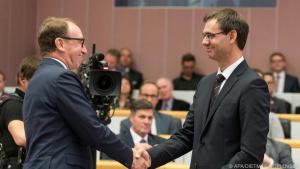 Rauch weist Durchseuchungsstrategie zurück