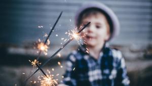 Silvester mit Kindern feiern: Ideen & Tipps