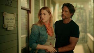Alexandra Breckenridge als Mel Monroe und Martin Henderson als Jack Sheridan in "Virgin River"