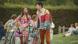 Mimi Keene als Ruby nd Asa Butterfield als Otis in "Sex Education"-Staffel 4