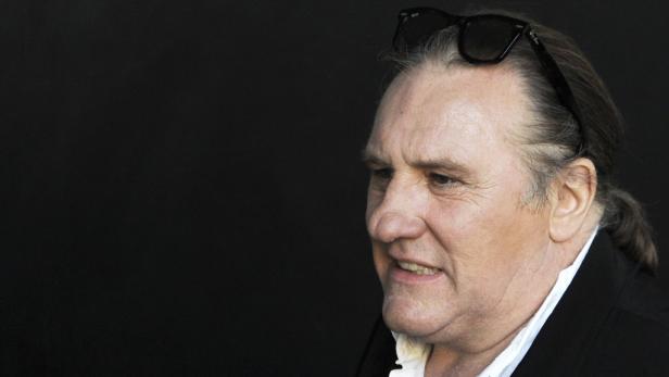 Dem französischen Schauspieler Gérard Depardieu werden von 13 Frauen sexuelle Übergriffe vorgeworfen.