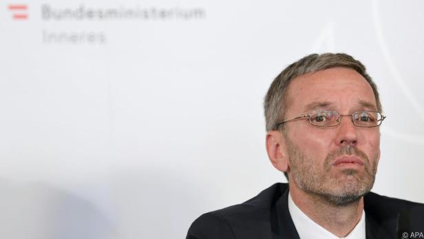Innenminister Kickl befürchtet Gefahren für Österreich