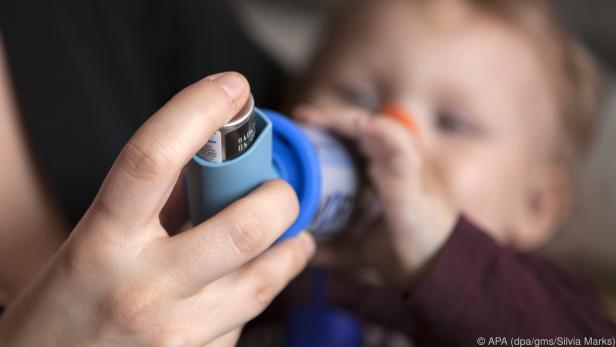 Eltern von Kindern mit Asthma müssen auch für den Notfall gewappnet sein