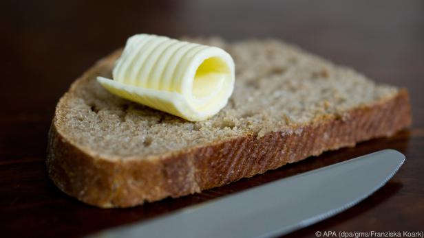 Nur Halbfettmargarine und Halbfettbutter sparen Kalorien