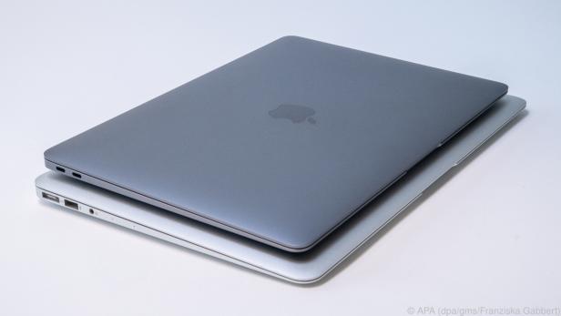 Das neue MacBook Air liegt auf der 15-Zoll-Version des MacBook Pro