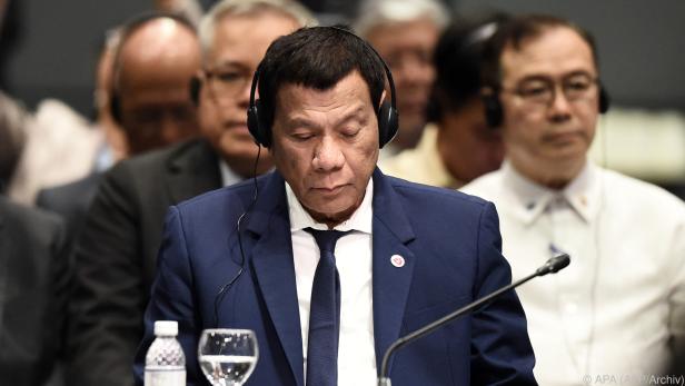 Duterte hält gern ein Nickerchen