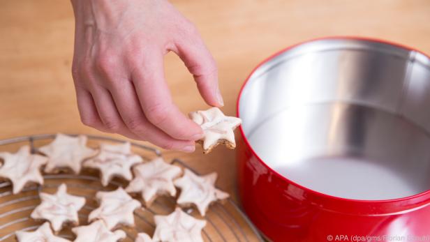 Zimtsterne werden traditionell zu Weihnachten gebacken