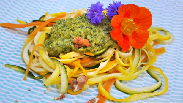 Diese "Pasta" ist aus Zucchini statt aus Weizen