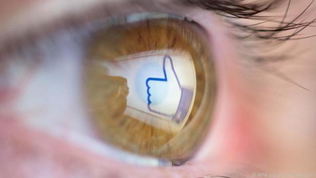 Facebook führt Funktion namens "Warum wird mir dieser Beitrag angezeigt?" ein