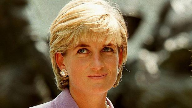 Diese Fotos von Prinzessin Diana zeigen, warum Harry und Meghan zurücktreten