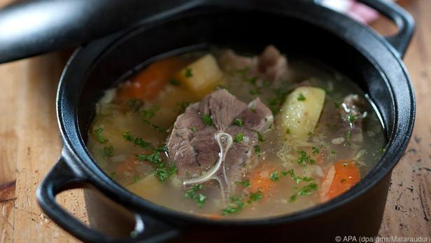 Lamm ist eine wichtige Zutat - hier wurde das Fleisch zu Kjötsupa verarbeitet