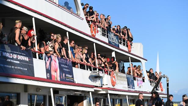 Torture-Ship legte in Friedrichshafen ab