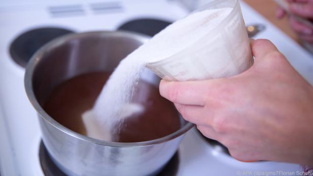 Wenn die Marmelade nicht eindickt, kann das an zu altem Gelierzucker liegen