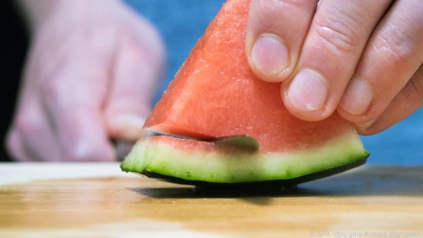 Der weiße Rand von Wassermelonen wird meist verschmäht und abgeschnitten