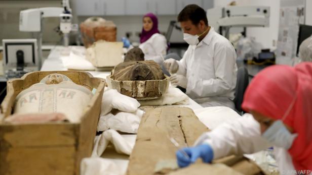 Der Sarkophag von Tutanchamun wird restauriert