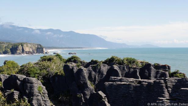 Neuseeländische Sehenswürdigkeiten - die Pancake Rocks auf der Südinsel