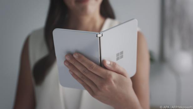 Das Surface Duo kommt mit zwei Displays mit je 5,6-Zoll Diagonale