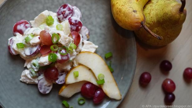 Der Geflügelsalat ist im Handumdrehen fertig