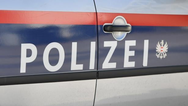 Die Polizei in Kärnten hat Ermittlungen wegen einer Störaktion gegen die Regenbogenparade in Spittal an der Drau aufgenommen. 