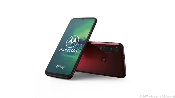 Der Akku des Moto G8 Plus soll bis zu 40 Stunden durchhalten