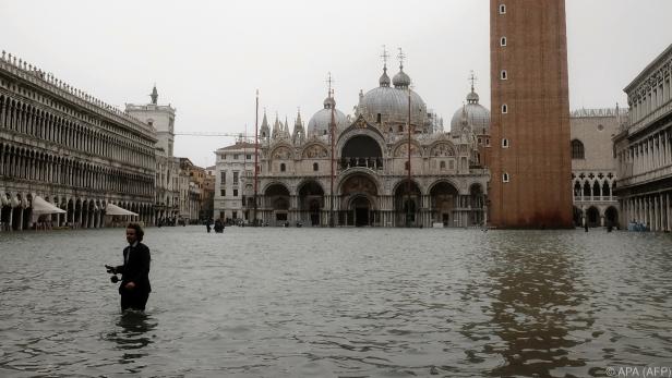 Das Wasser steigt in Venedig