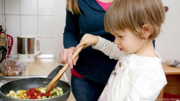 Beim Kochen mit Kindern sollte man die Hygieneregeln beachten