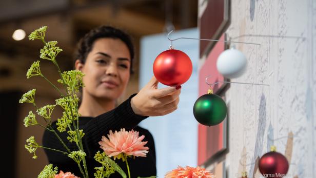 Natürliche und klassische Farben sind bei der Weihnachtsdekoration nie out