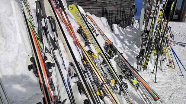 3,3 Millionen Paar Ski werden jährlich verkauft