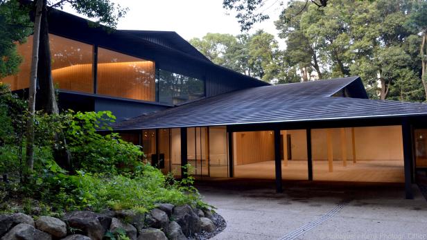 Das Museum beim Meiji-Schrein erklärt die Hintergründe der Attraktion