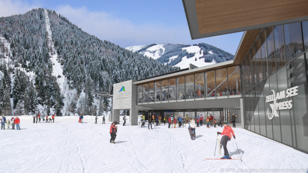 Die neue Talstation des "zellamseeXpress" im Skigebiet Schmittenhöhe