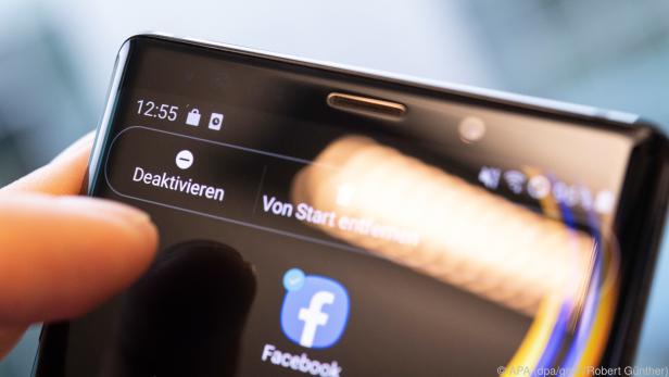 Auf diesem Smartphone ist die Facebook-App vorinstalliert