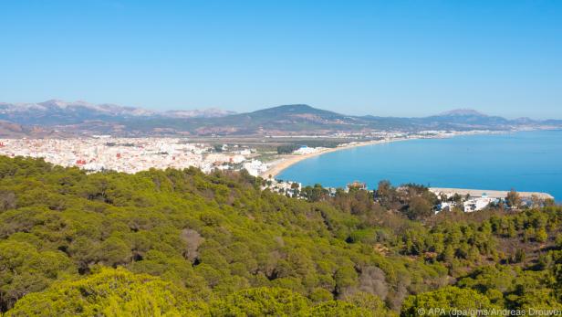 Blick über die Tamouda Bay - Marokko bewirbt sie als Riviera