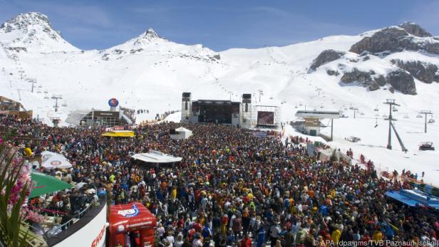 Eros Ramazzotti bestreitet am 2. Mai das "Top of the Mountain Closing Concert"