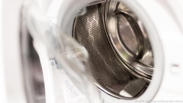 Ohne Waschen mit 60 Grad bekommt man eine Bakterienkolonie in der Waschmaschine