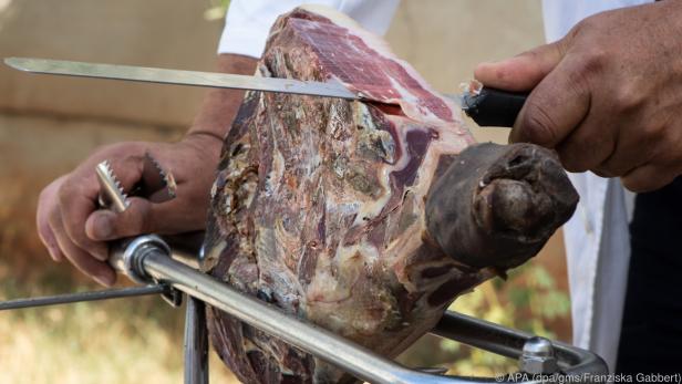 Der Schinken aus Drnis ist kräftig, aber rauchiger als Serrano oder Parma