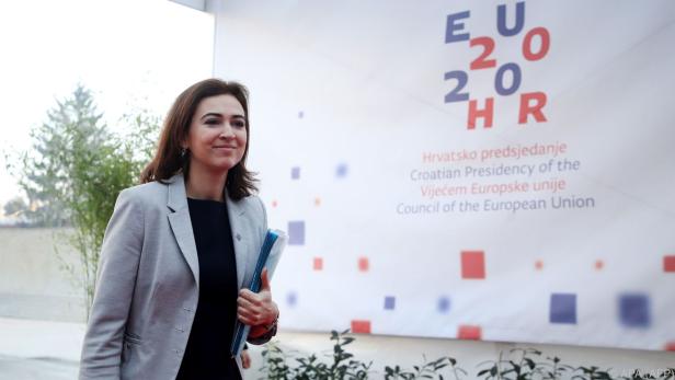 Zadic bei ihrem ersten Auftritt auf EU-Ebene in Zagreb