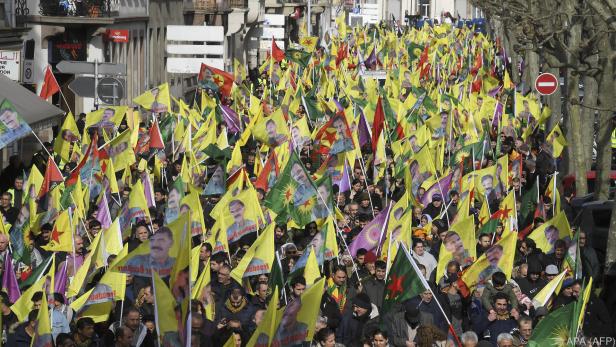 Öcalan muss lebenslange Freiheitsstrafe abbüßen