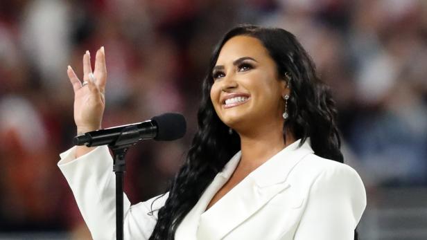 Demi Lovato wird 30: Paris Hilton und Co. gratulieren zum Geburtstag