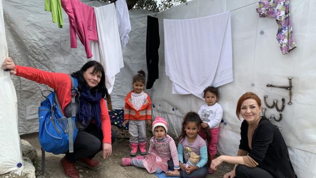 Ernst-Dziedzic in Flüchtlingslager auf Lesbos