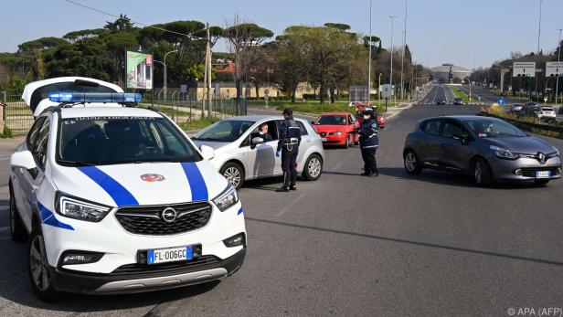 Verstärkte Polizeikontrollen in Italien