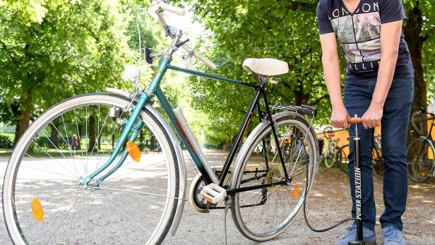 Mit richtig aufgepumpten Reifen lässt sich das Fahrrad besser fahren