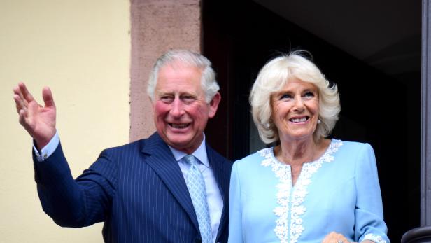 "The Crown": TikTok-UserInnen lachen über Prinz Charles und Camilla
