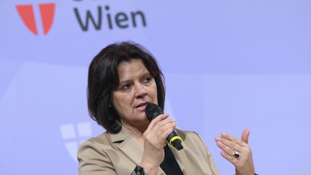 AK-Präsidentin Renate Anderl fordert ein halbes Jahr zusätzlich