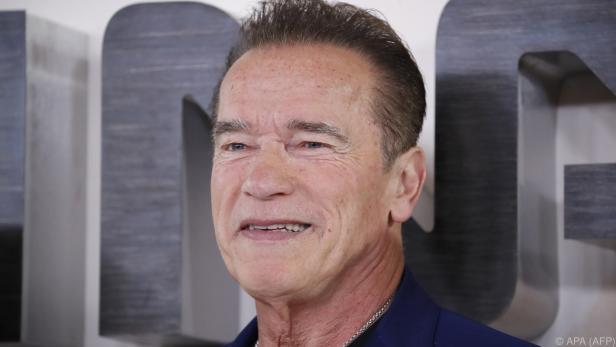 Für "Arnie" ist Maskentragen kein Zeichen von Schwäche