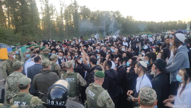 Rund 2.000 jüdische Pilger sitzen derzeit in Weißrussland fest